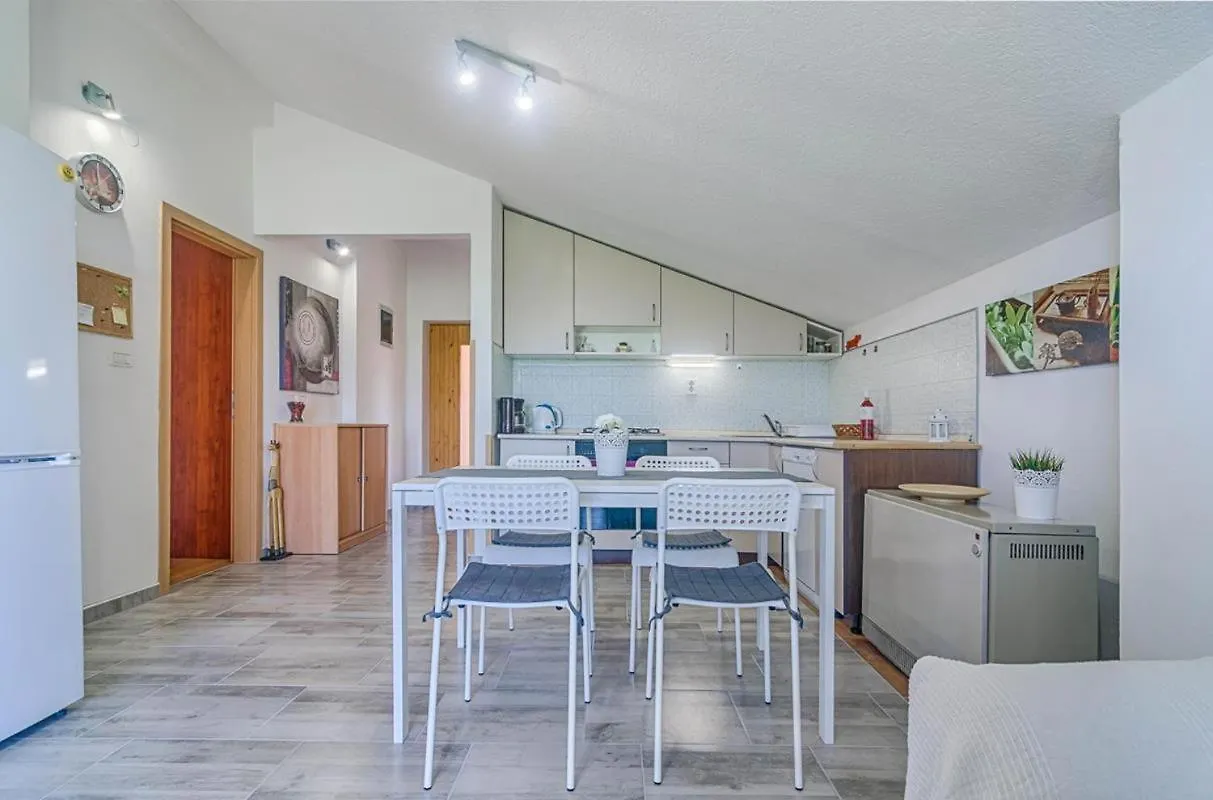 Fazana Local Family Apartment
